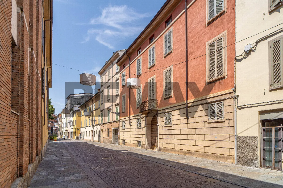 Appartamento in vendita a Parma, Oltretorrente - foto 1