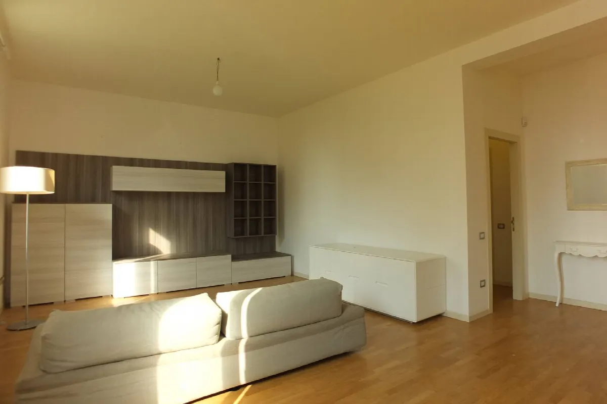 Appartamento in vendita a Pesaro, Mare - foto 2