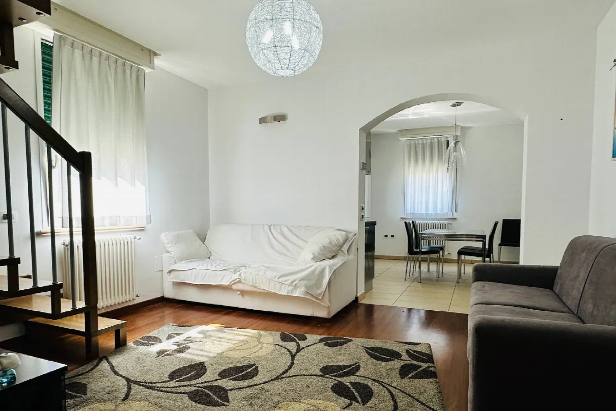 Appartamento in vendita a Pesaro, Mare - foto 1