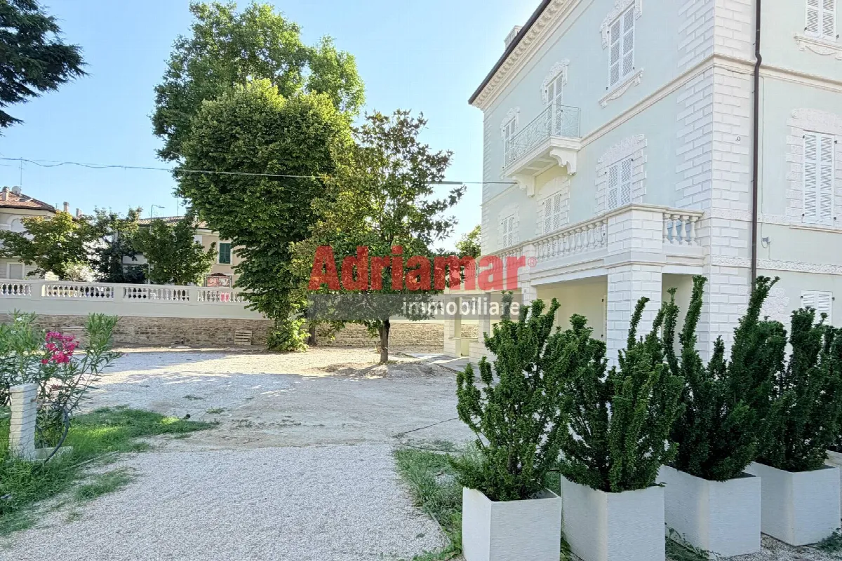 Appartamento in vendita a Pesaro, Mare - foto 2