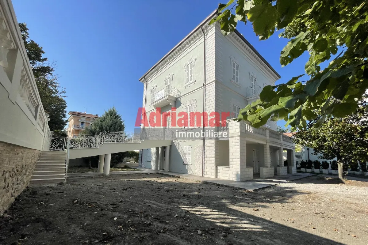 Appartamento in vendita a Pesaro, Mare - foto 4