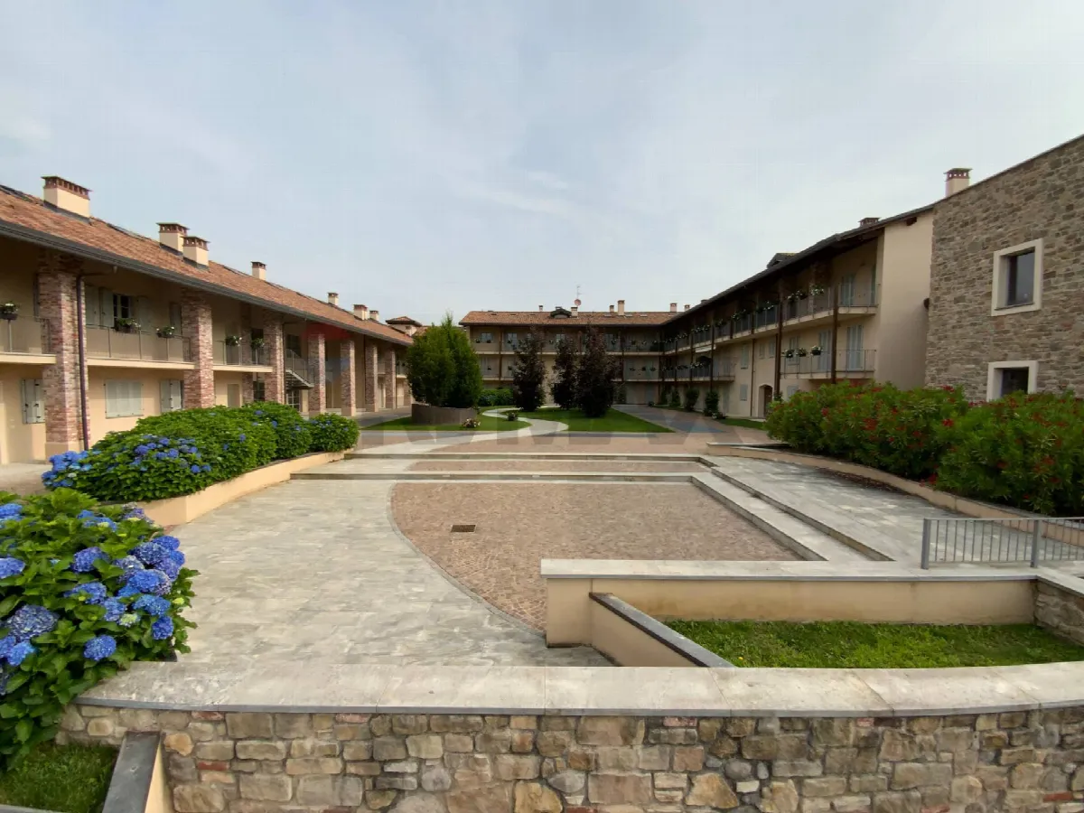 Appartamento in vendita a Bogogno - foto 1