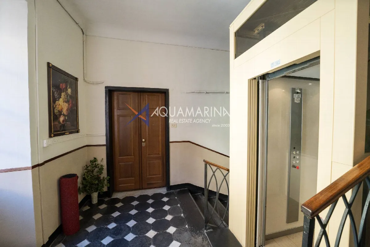 Appartamento in vendita a Imperia, Porto Maurizio centro - foto 6