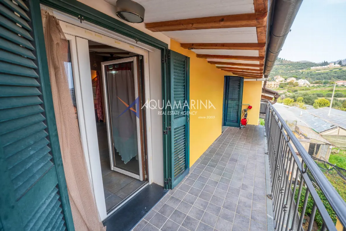 Appartamento in vendita a Pompeiana - foto 1