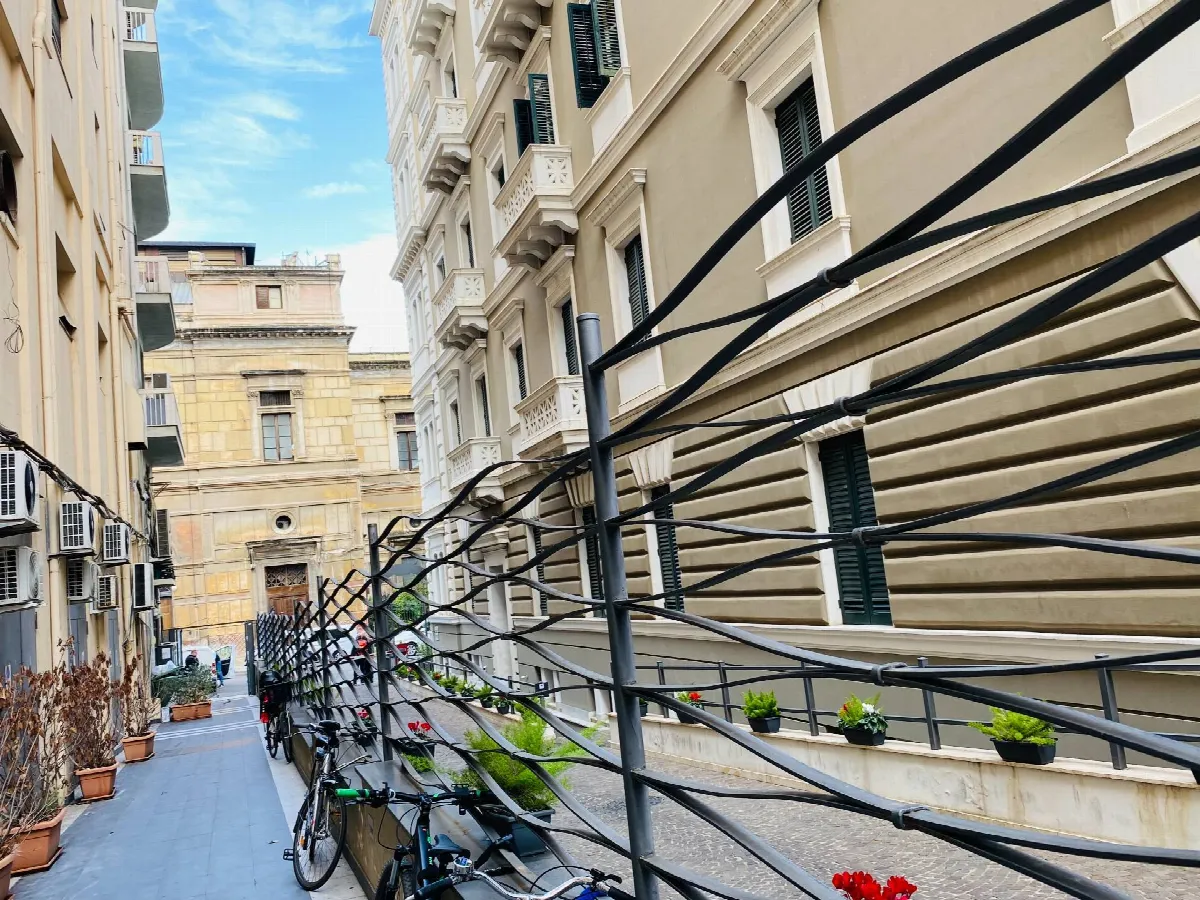 Residenziale a Reddito in vendita a Palermo, Politeama - Ruggero Settimo - foto 4