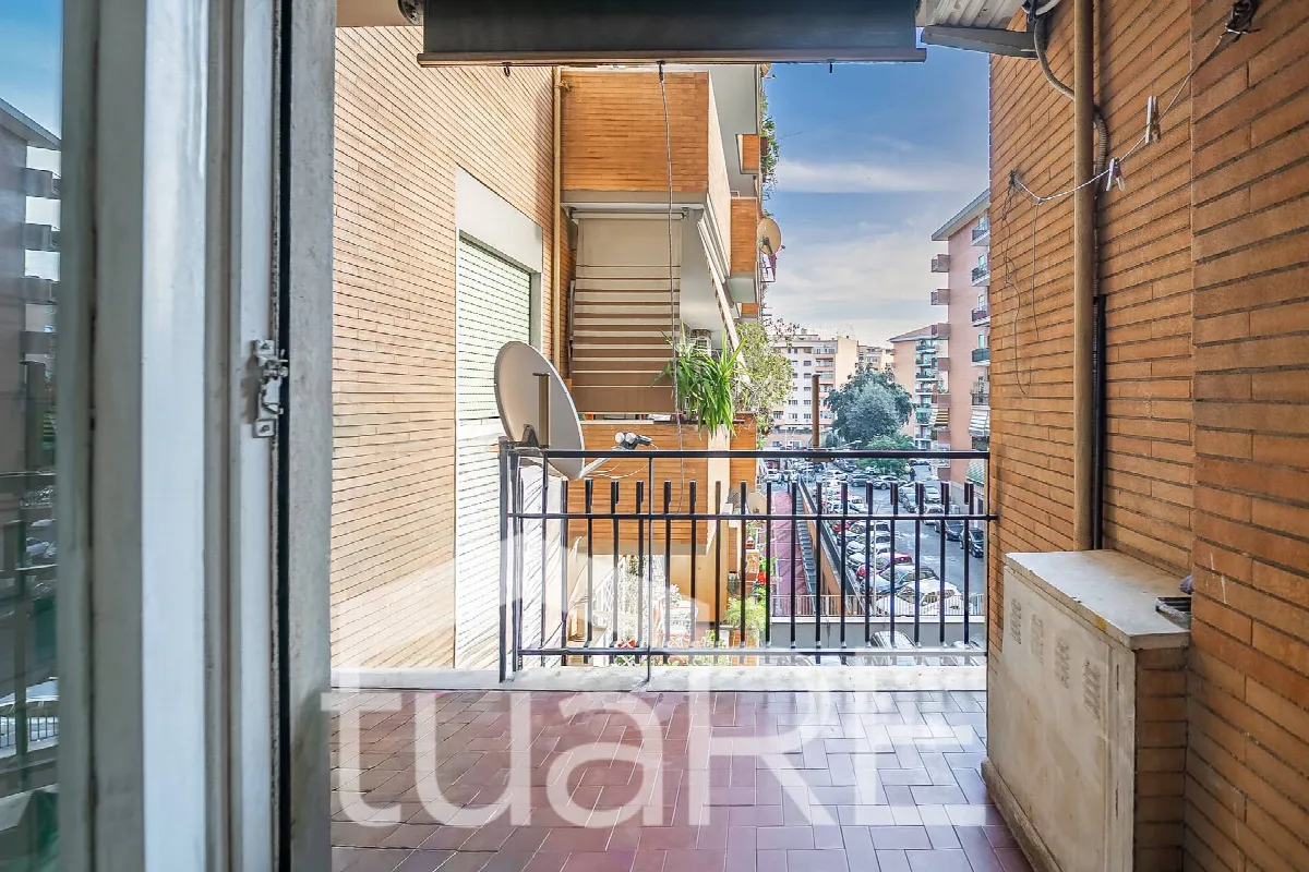 Appartamento in vendita a Roma, Colli Albani - foto 2
