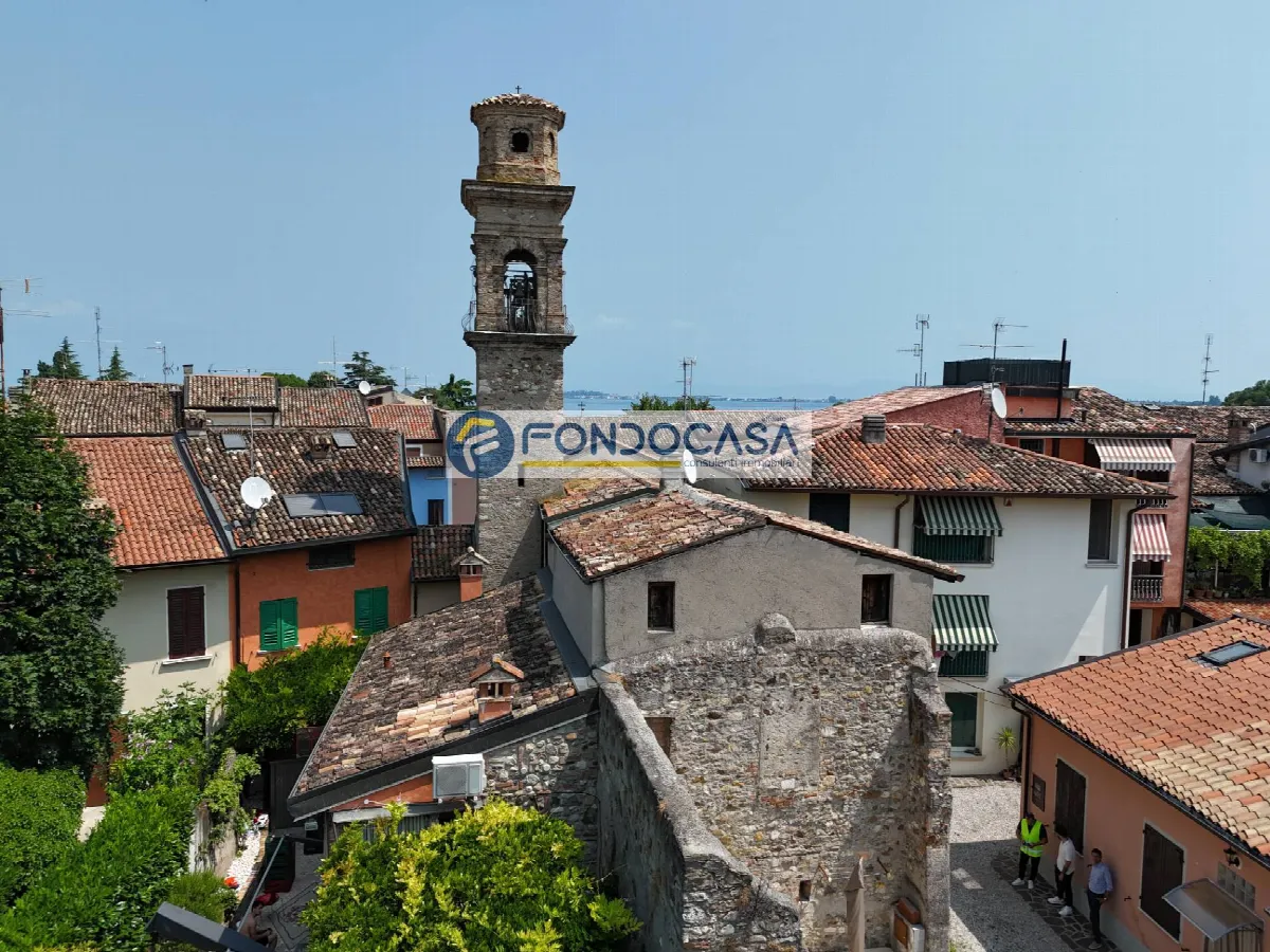 Appartamento in vendita a Desenzano del Garda, Rivoltella del Garda - foto 1