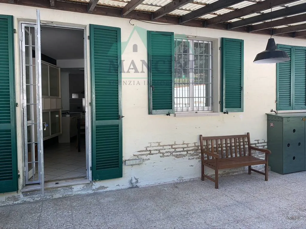 Appartamento in vendita a Jesi, centro zona alta - foto 4