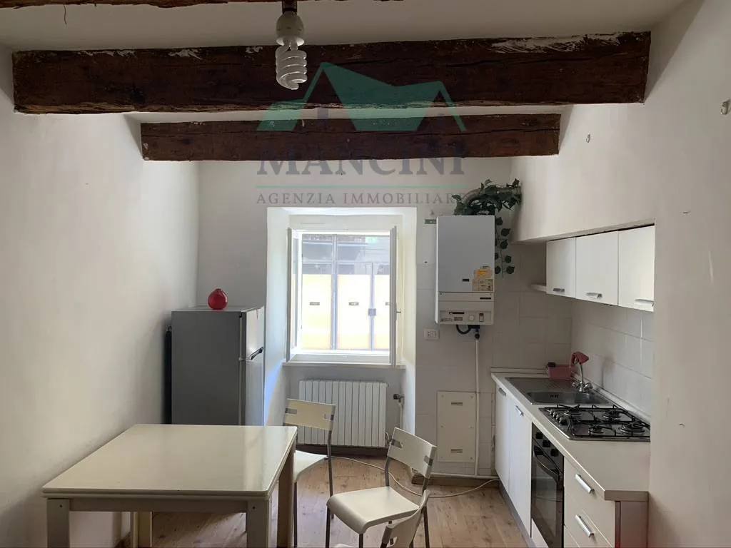 Appartamento in vendita a Jesi, centro zona alta - foto 1
