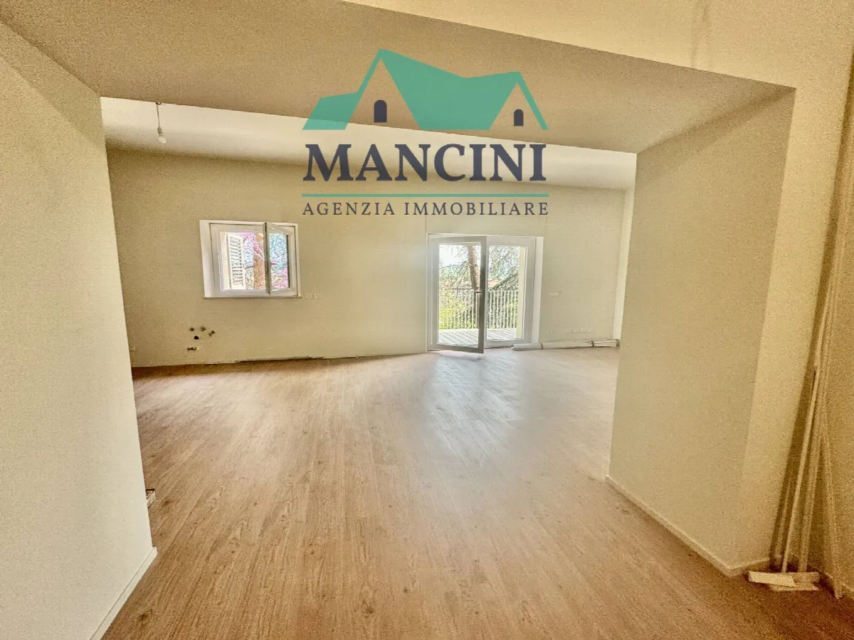Appartamento in vendita a Jesi, centro zona alta - foto 4