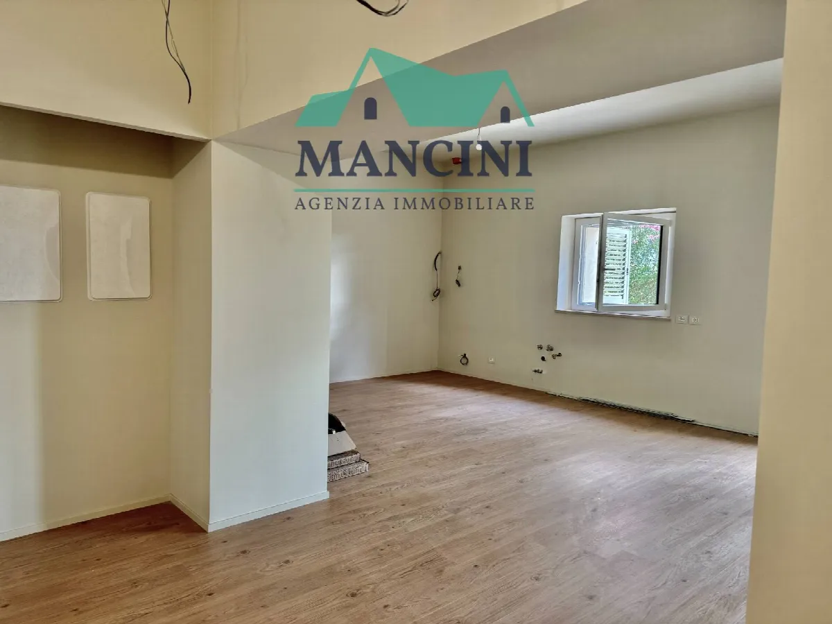 Appartamento in vendita a Jesi, centro zona alta - foto 8