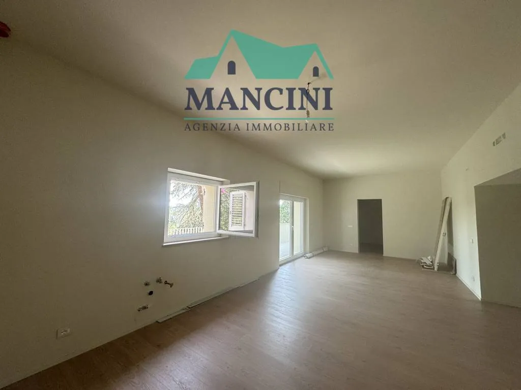 Appartamento in vendita a Jesi, centro zona alta - foto 9