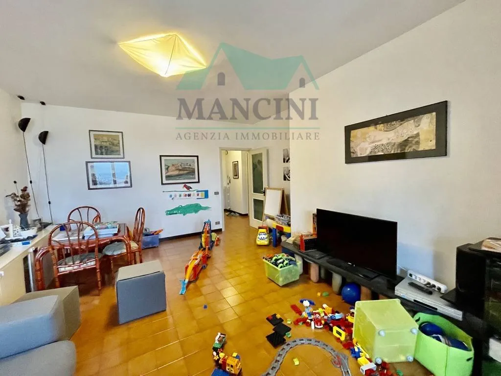 Appartamento in vendita a Jesi, Giardini - foto 1