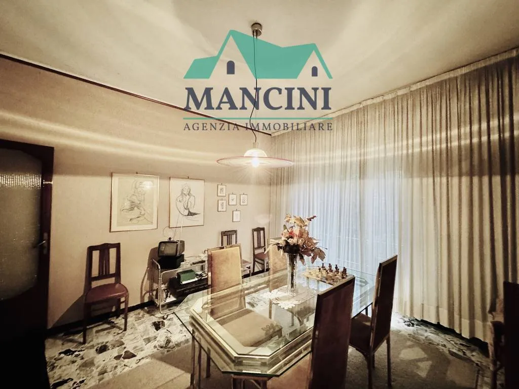 Appartamento in vendita a Jesi, CENTRO - foto 2