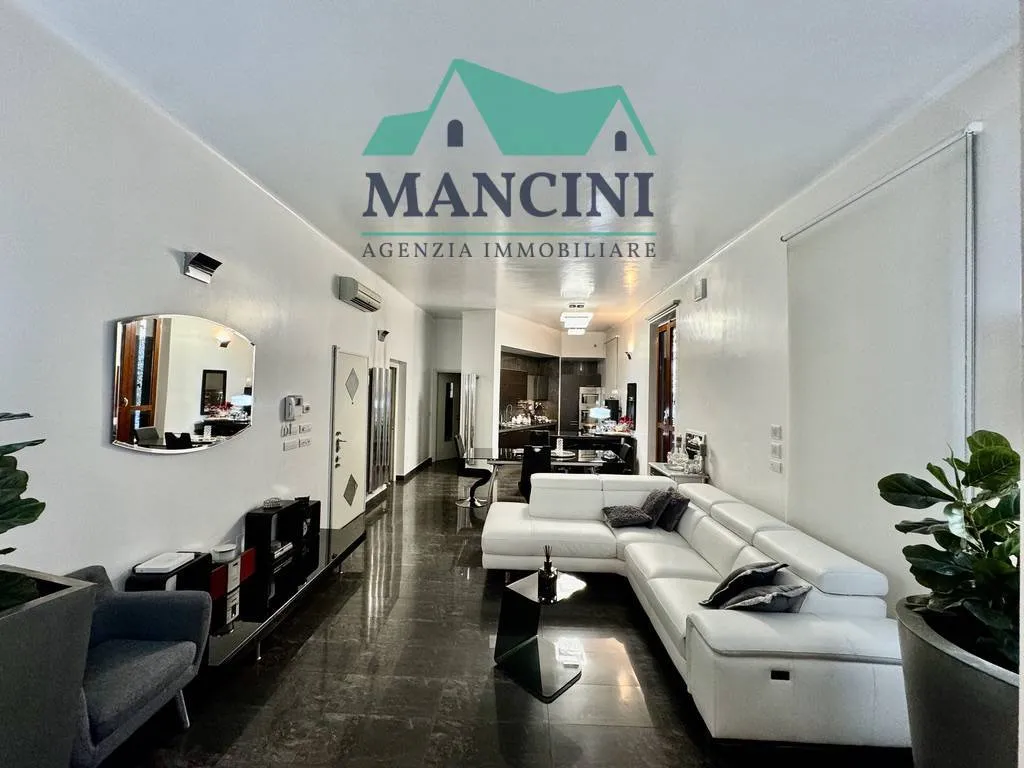 Appartamento in vendita a Jesi, CENTRO - foto 1
