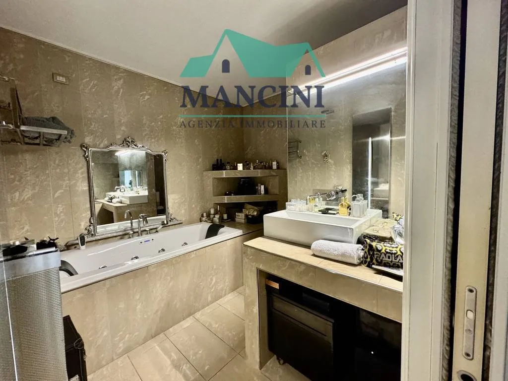 Appartamento in vendita a Jesi, CENTRO - foto 10