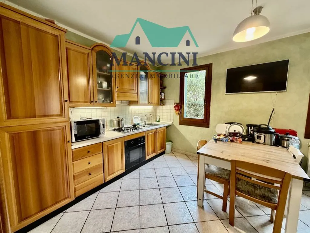 Appartamento in vendita a Jesi, Gallodoro - foto 2