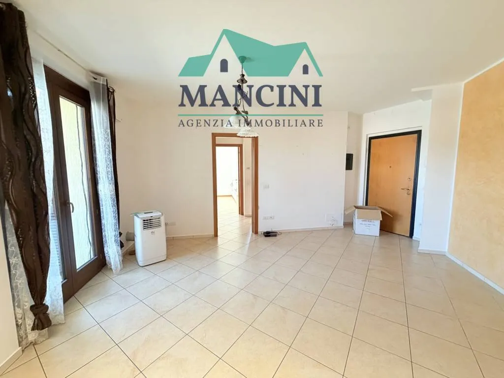 Appartamento in vendita a Monte Roberto - foto 2