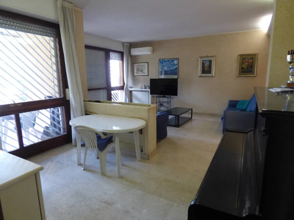 Appartamento in vendita a Roma, Grotta Perfetta - foto 2