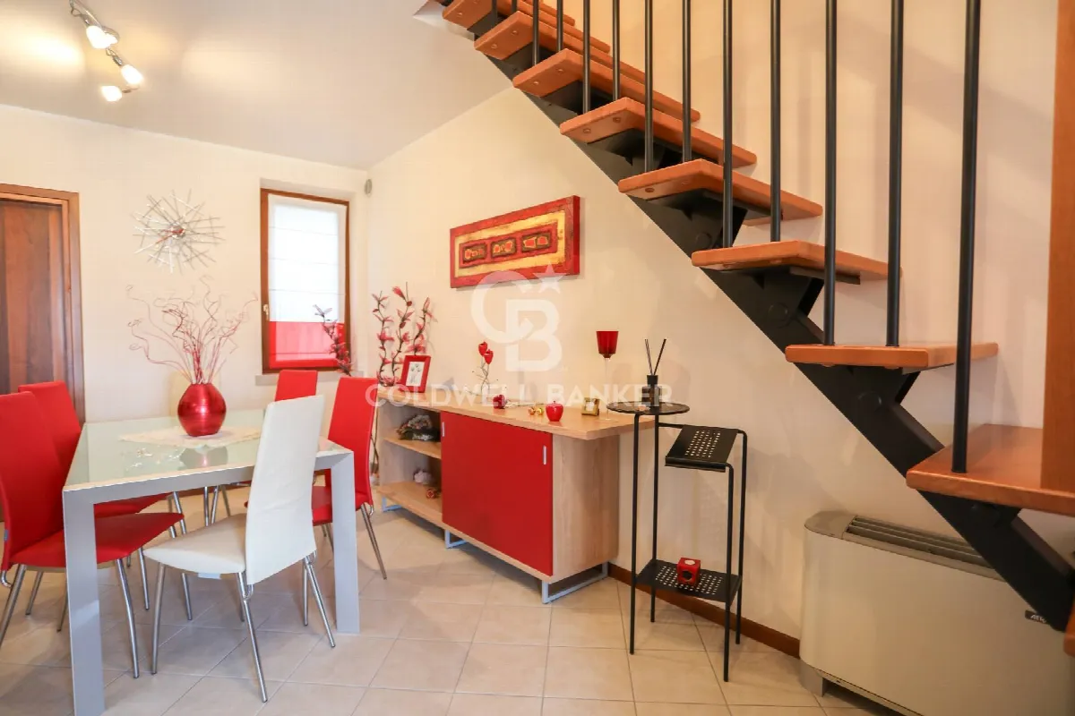 Appartamento in vendita a Desenzano del Garda, Rivoltella del Garda - foto 2