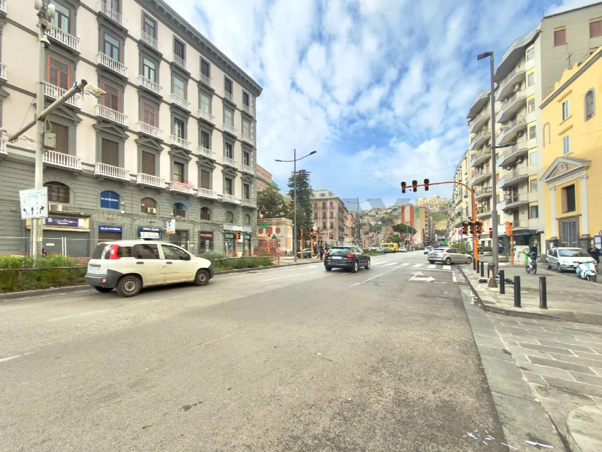 Appartamento in vendita a Napoli, Chiaia - foto 2