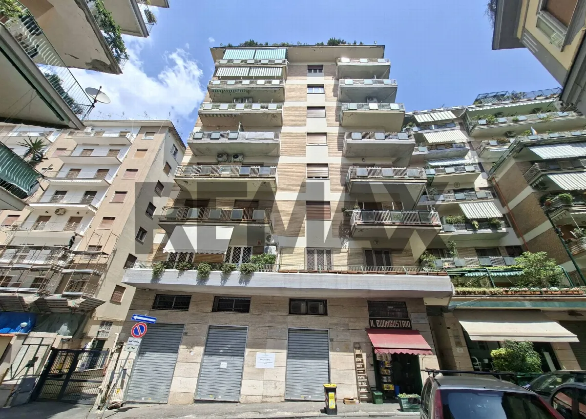 Appartamento in vendita a Napoli, Vomero - foto 4