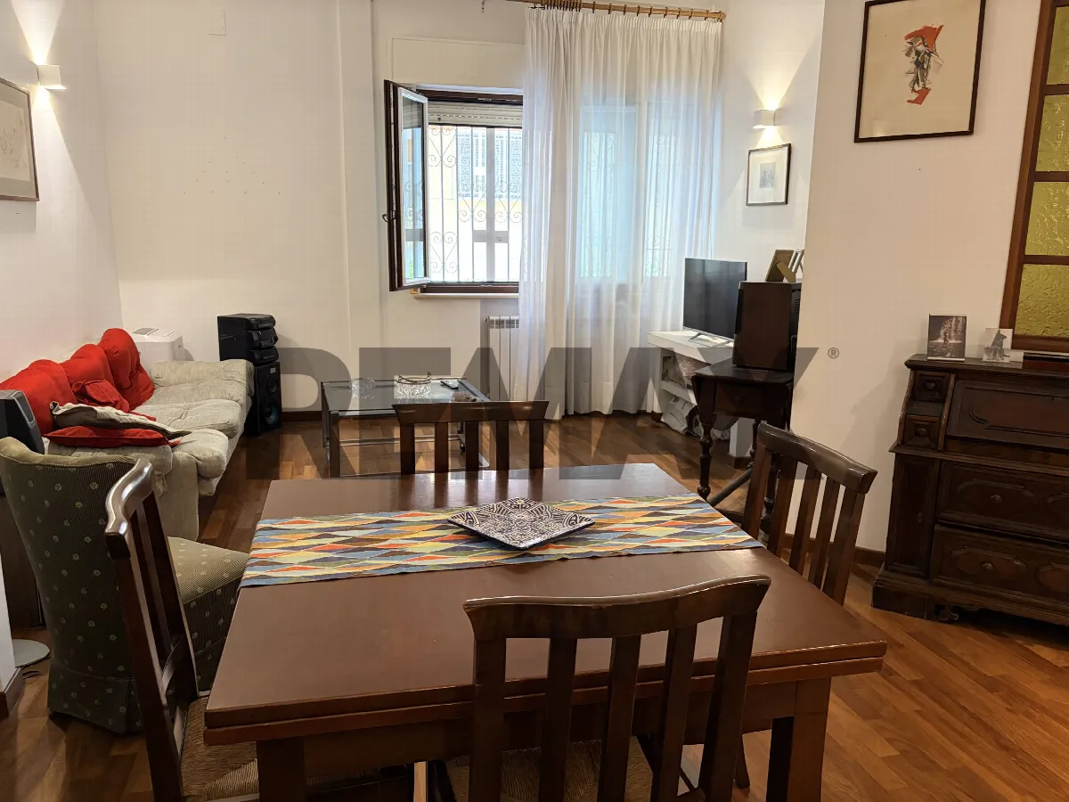 Appartamento in vendita a Napoli, Vomero - foto 2