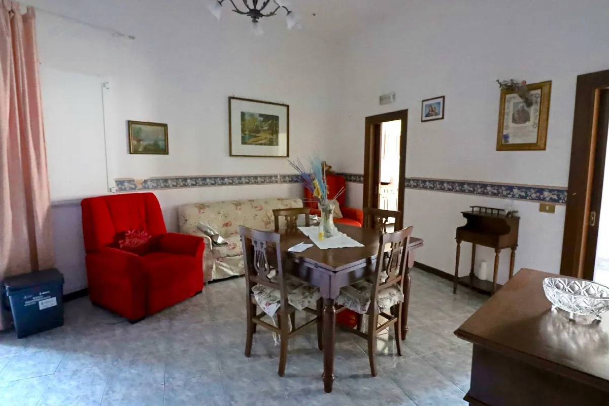 Appartamento indipendente in vendita a Vetralla - foto 2