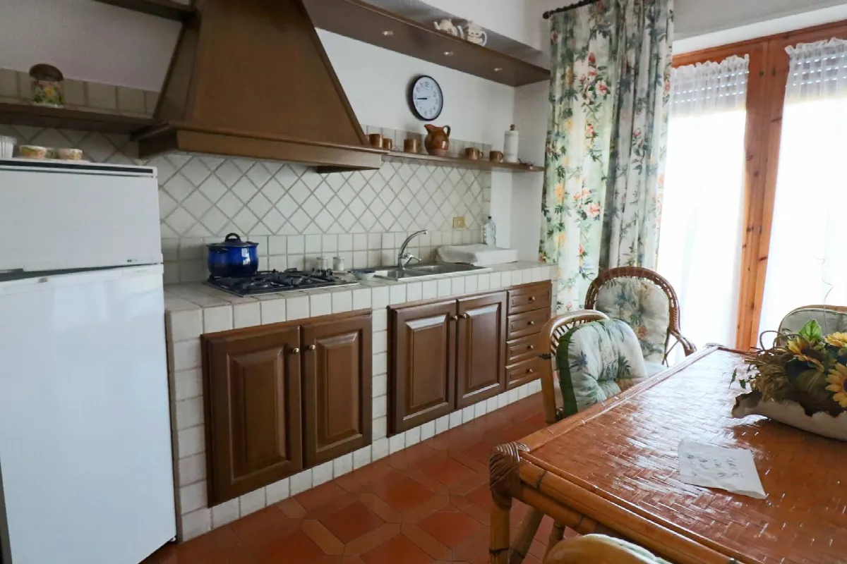 Appartamento in vendita a Ronciglione, semi-centrale - foto 4