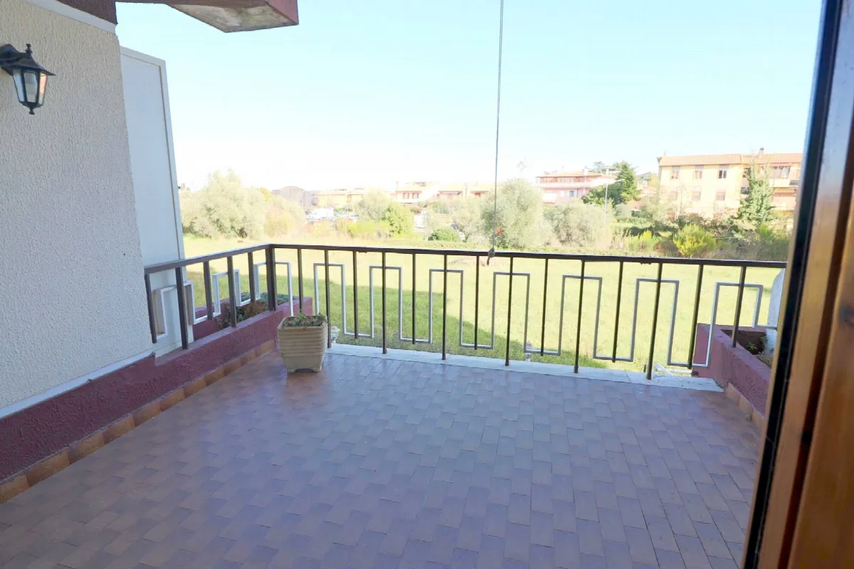 Appartamento in vendita a Ronciglione, semi-centrale - foto 6
