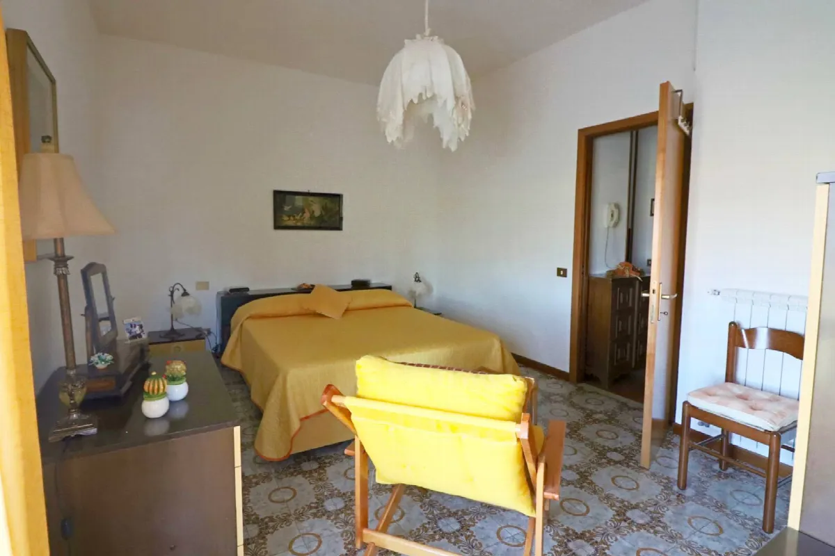 Appartamento in vendita a Ronciglione, semi-centrale - foto 8