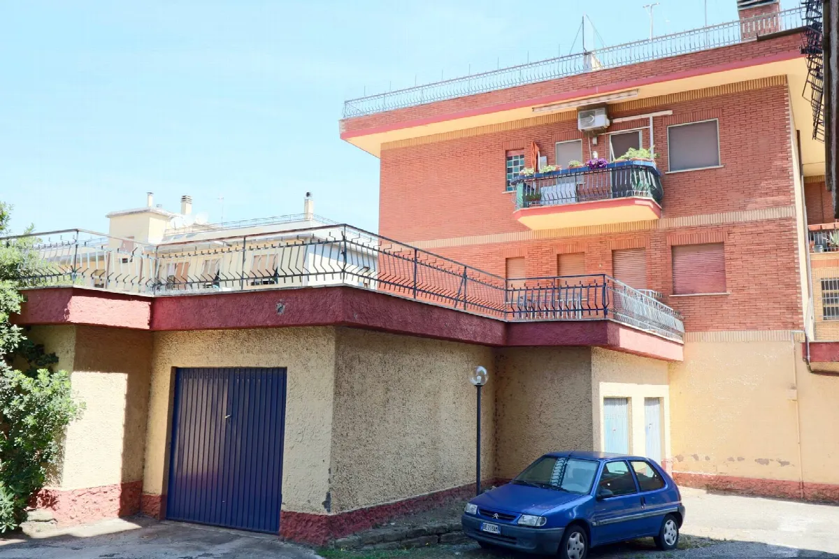 Appartamento in vendita a Vetralla, Cura - foto 1