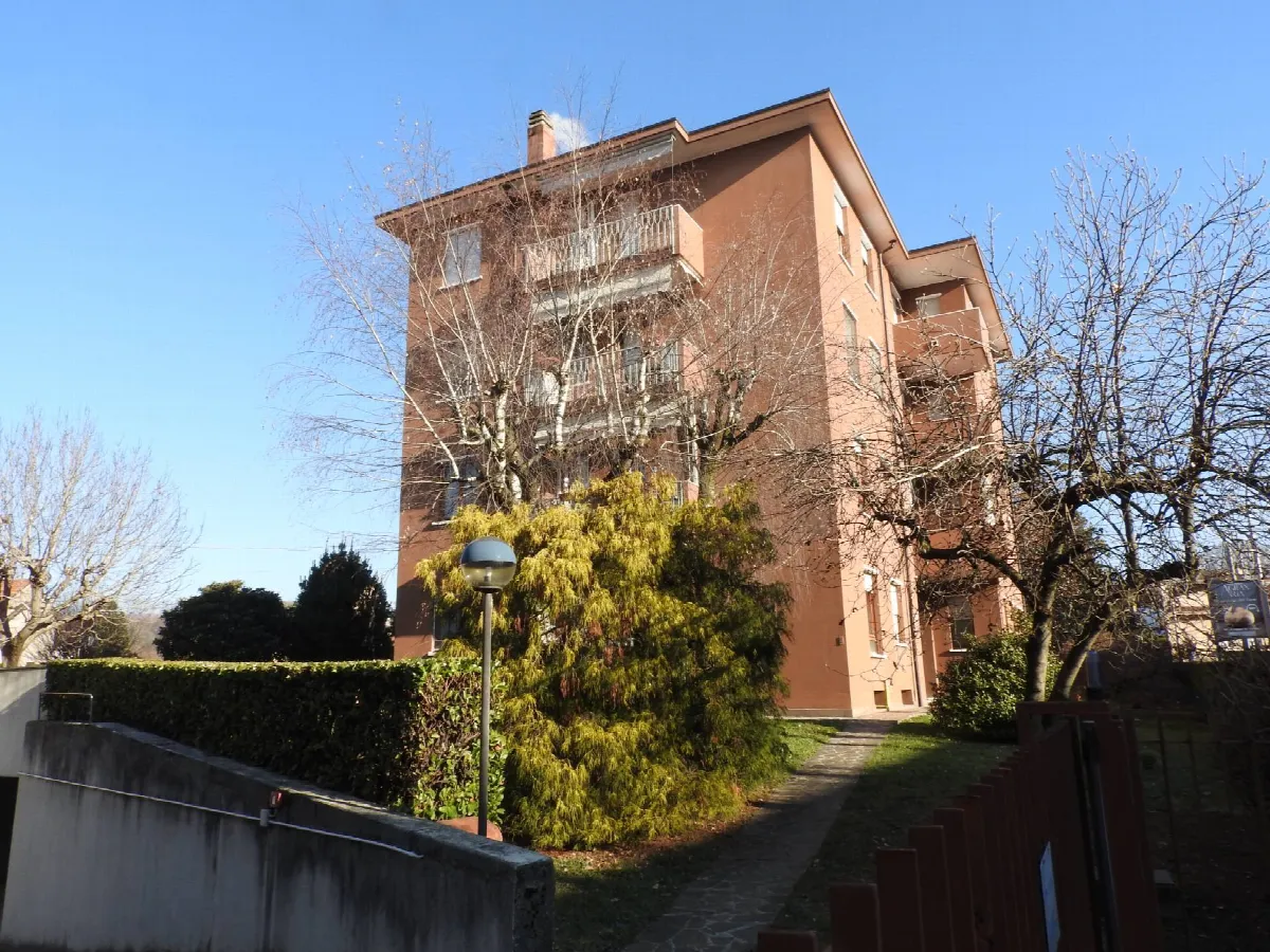 Appartamento in vendita a Merate, Ospedale - foto 2