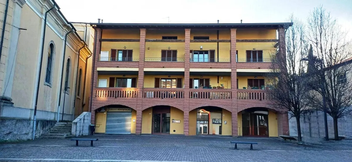 Appartamento in vendita a Cornate d'Adda, Centrale - foto 3