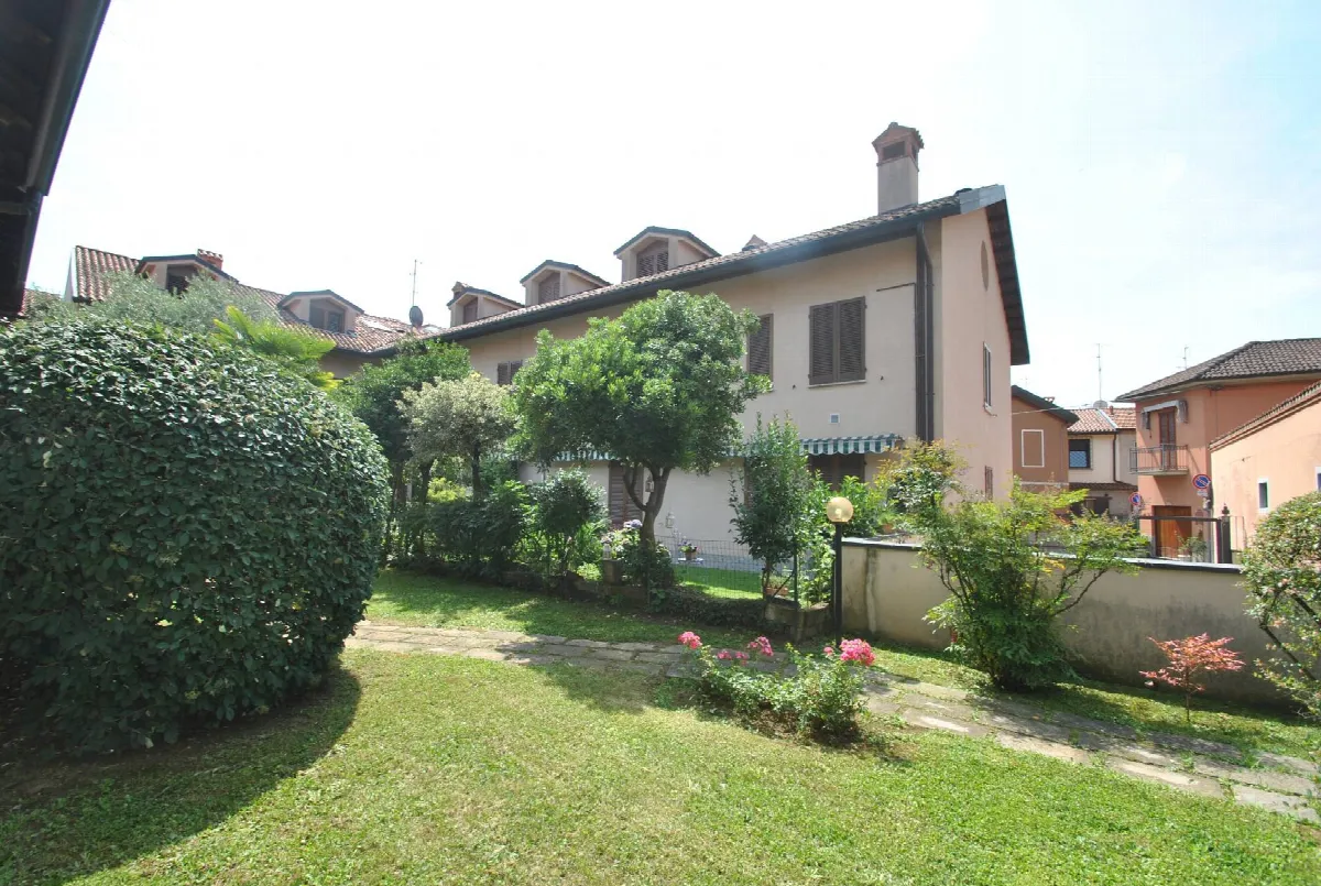 Appartamento in vendita a Vimercate, Oreno Centro Storico - foto 3