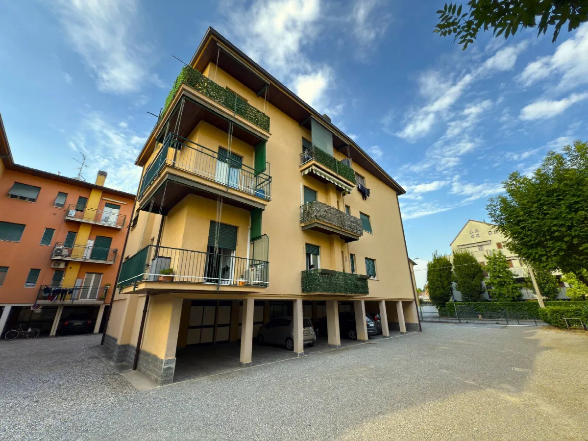 Appartamento in vendita a Vimercate, Semicentro - foto 1