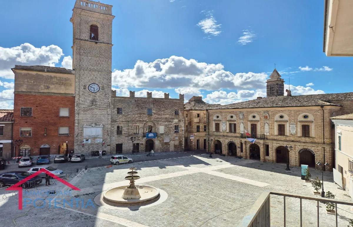 Appartamento in vendita a Potenza Picena, Centro storico - foto 1