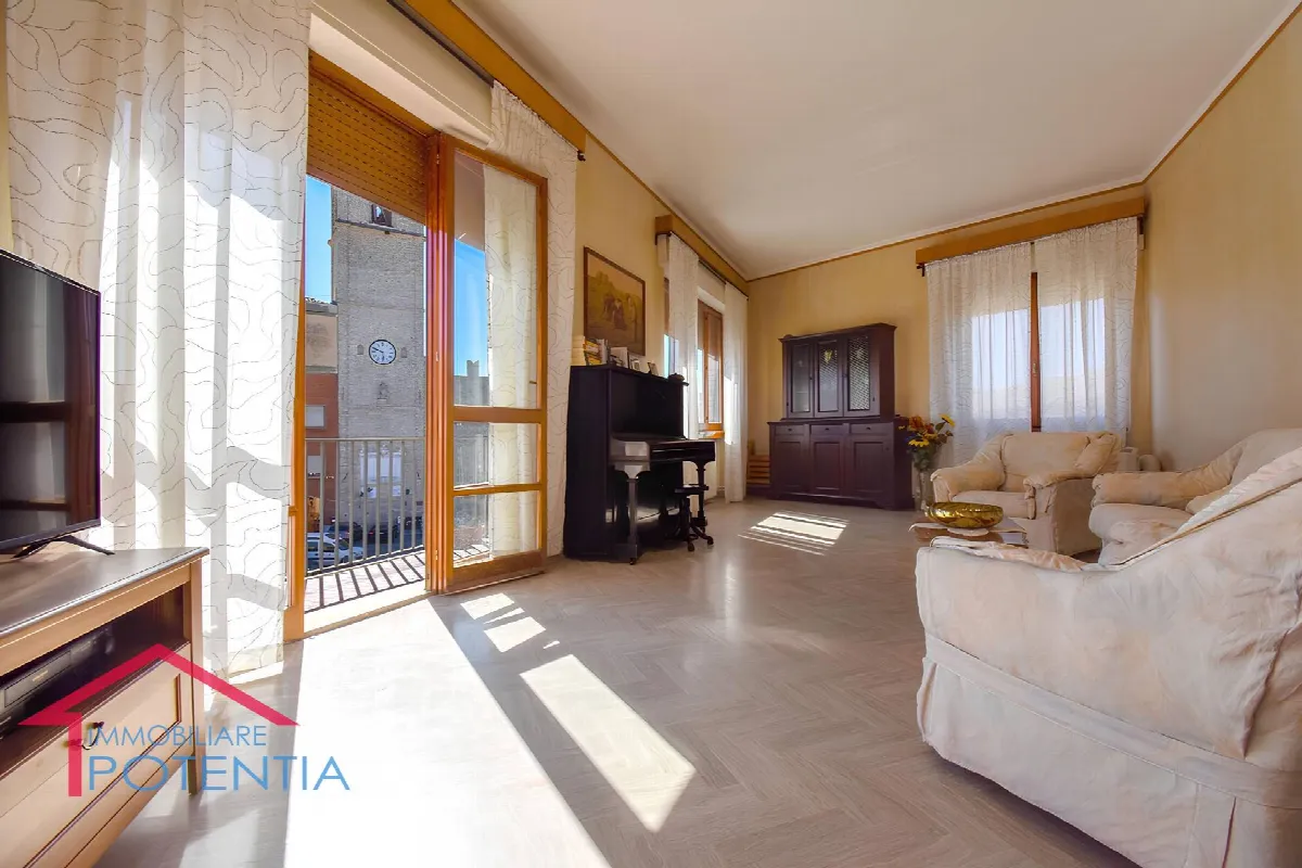 Appartamento in vendita a Potenza Picena, Centro storico - foto 3