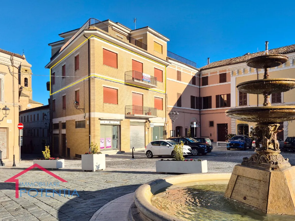 Appartamento in vendita a Potenza Picena, Centro storico - foto 2
