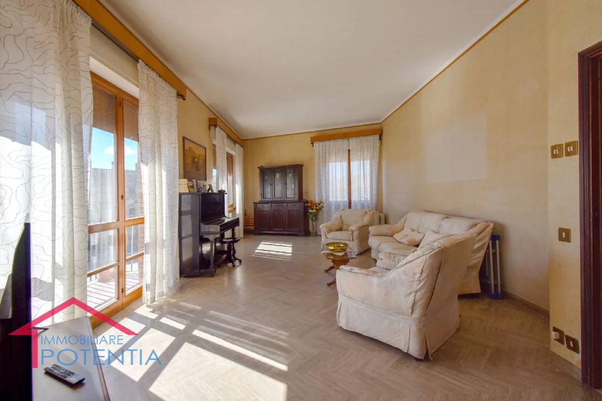 Appartamento in vendita a Potenza Picena, Centro storico - foto 7