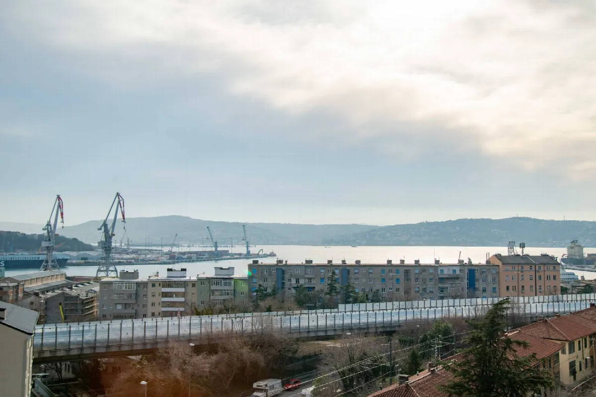 Appartamento in vendita a Trieste, Campi Elisi - foto 1