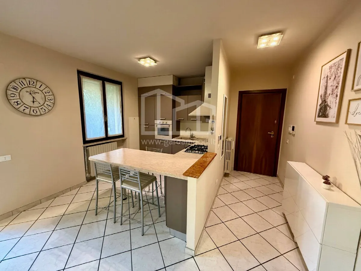 Appartamento in vendita a Desenzano del Garda, San Martino della Battaglia - foto 3
