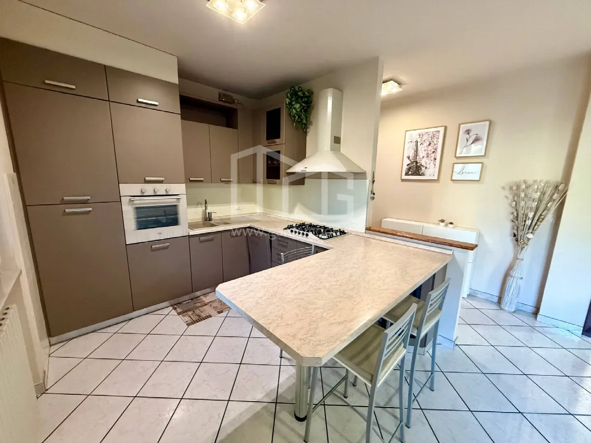 Appartamento in vendita a Desenzano del Garda, San Martino della Battaglia - foto 5