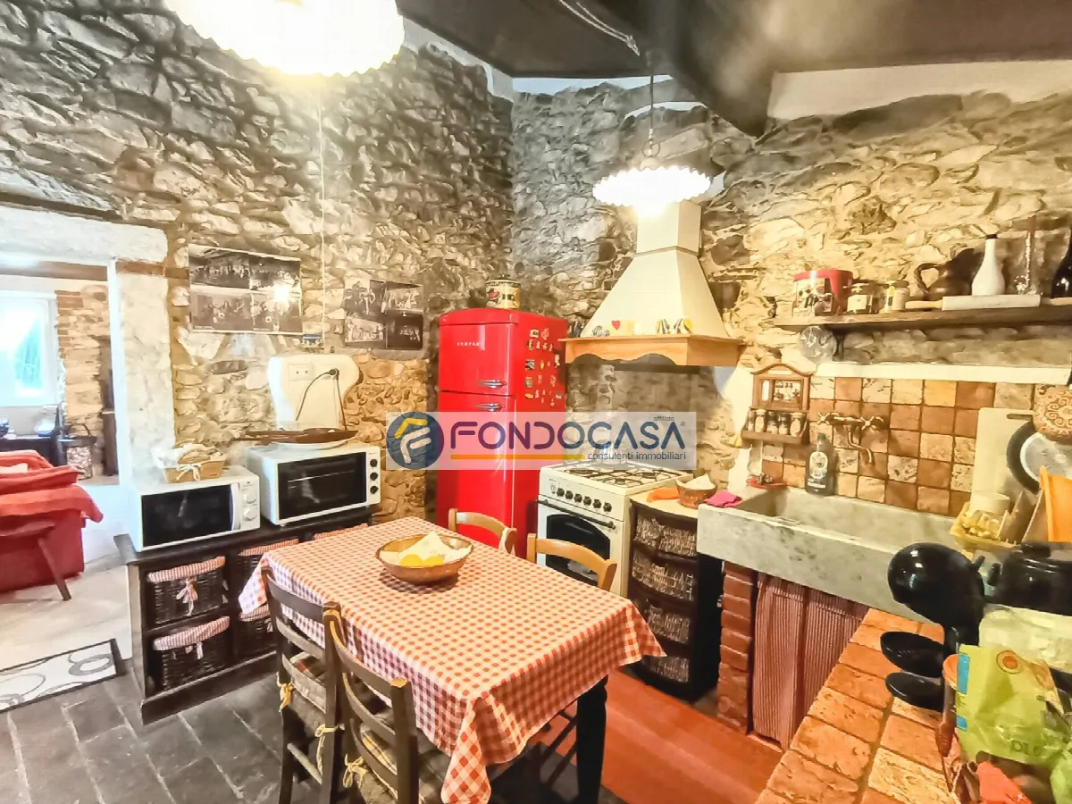 Appartamento in vendita a Carrara, Torano - foto 4