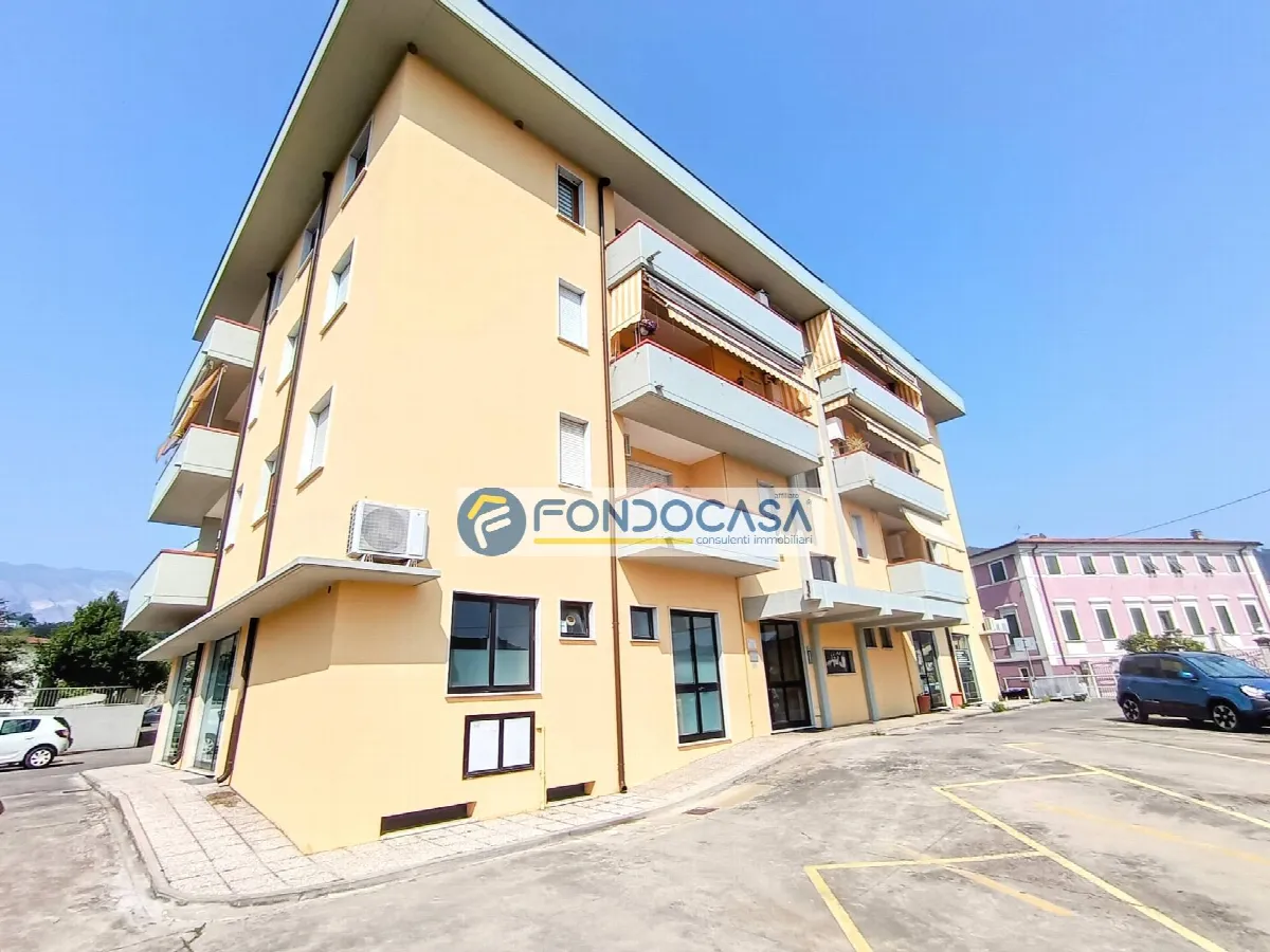 Appartamento in vendita a Carrara - foto 2