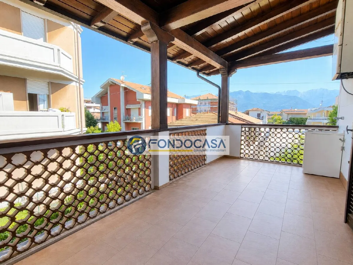 Appartamento in vendita a Massa, Marina di Massa - foto 2
