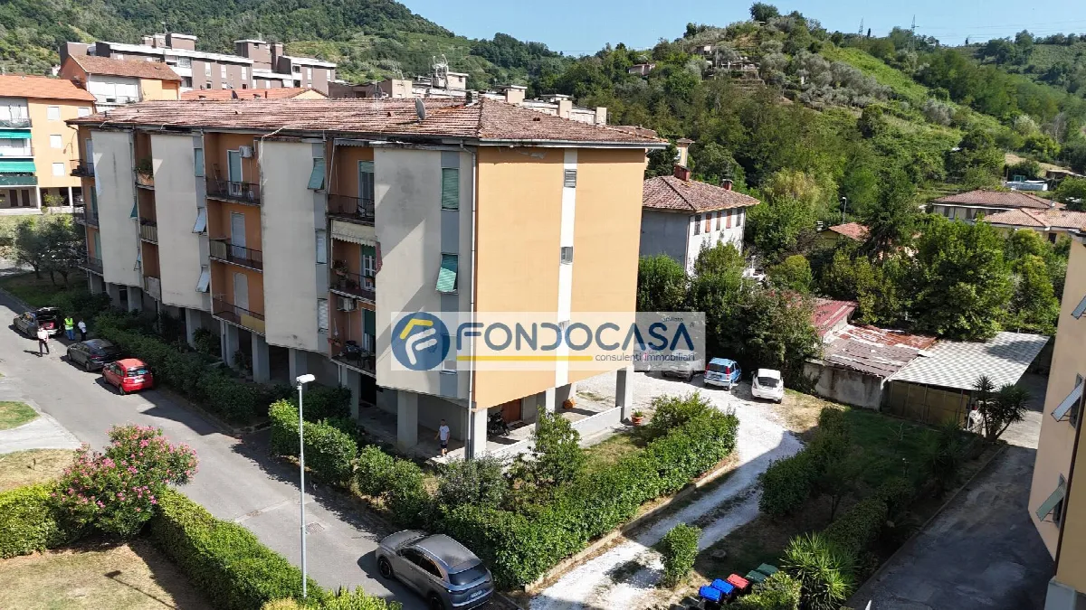 Appartamento in vendita a Carrara - foto 1