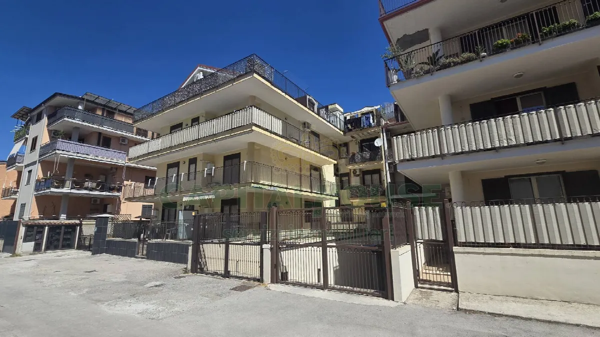 Appartamento in vendita a San Nicola la Strada - foto 3