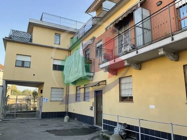 Appartamento in vendita a Moncalieri, San Pietro - foto 1