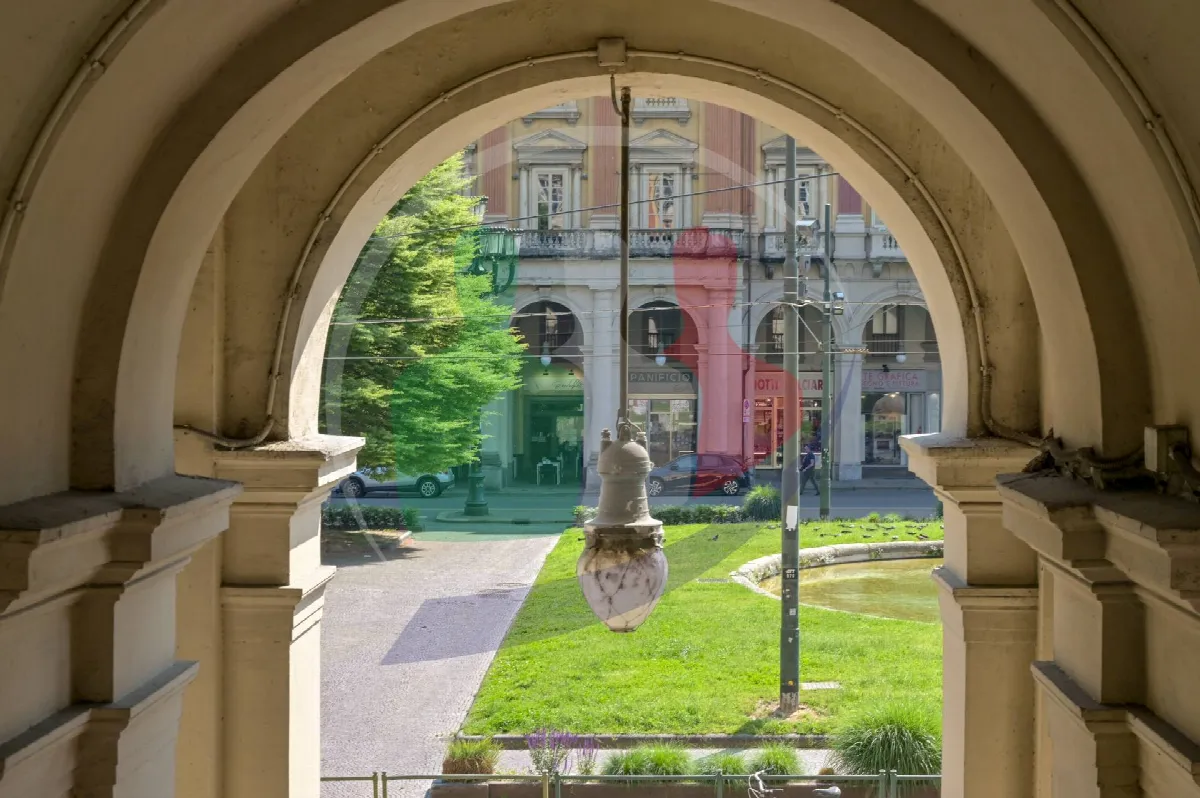 Appartamento in vendita a Torino, Centro - foto 1